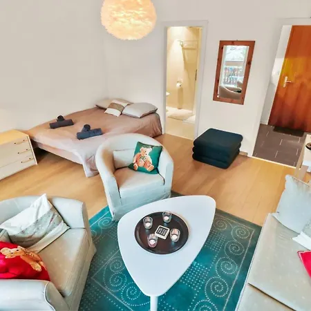 Chaleureux Et Paisible Apartment *